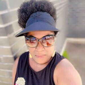 Meet your Posher, Ada